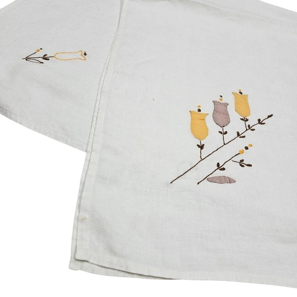 Vintage Handmade Linen Tablecloth Set Napkins Floral Applique Embroidery Cottage